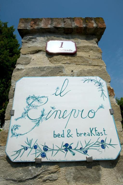 Gasthaus Cascina Il Ginepro Sinio Exterior foto